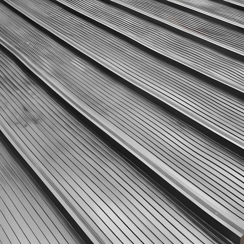 3mm Fine Line Masking Tape – ideal for airbrushing and detailed paintwork.